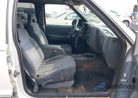 1996 Chevrolet Blazer from USA, damaged, VIN 1GNCS13W7T2105518